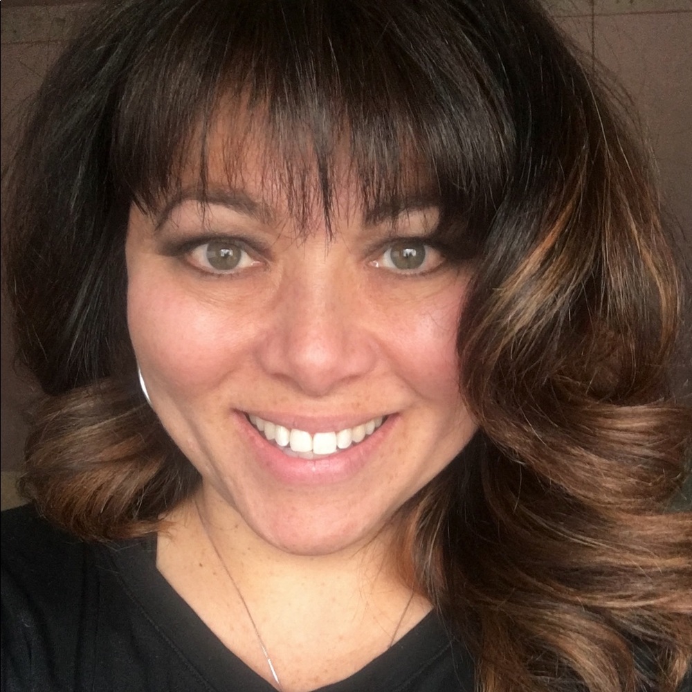 Meet your Posher, Mitzi